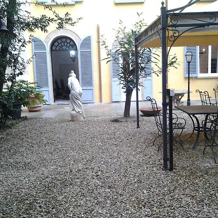 Little Garden Donatello Apartment Florence Exterior photo