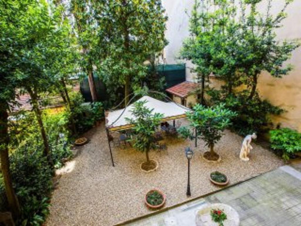 Little Garden Donatello Apartment Florence Exterior photo